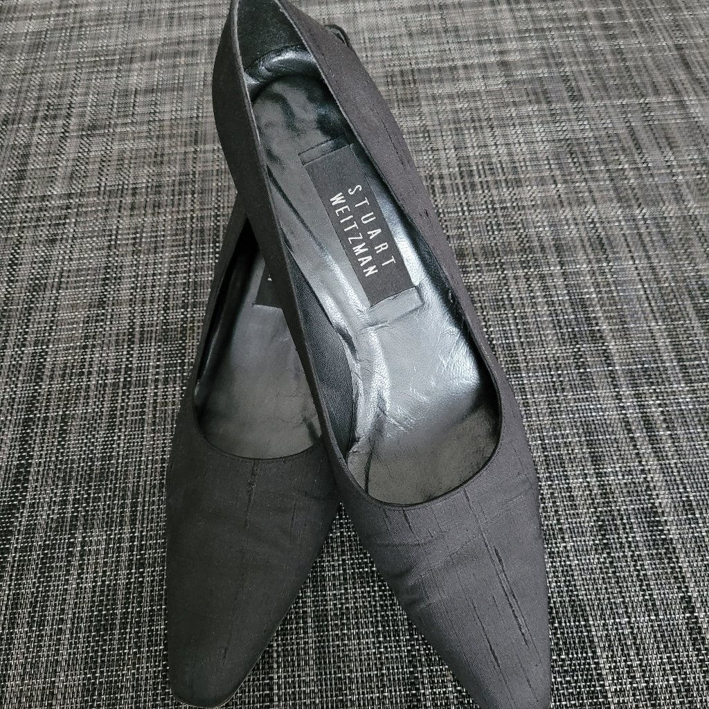 Stuart Weitzman Black Fabric Kitten Pump, Size 8.5b